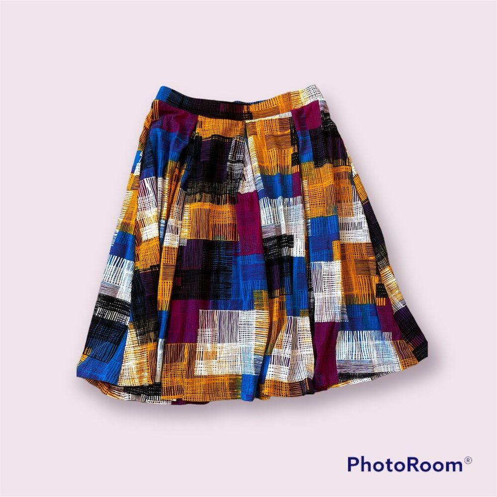 LuLaRoe Madison Skirt. Size S.